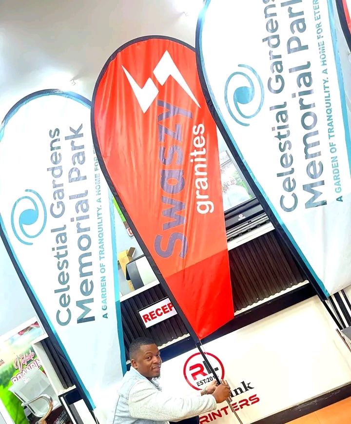 Tear drop banner installation